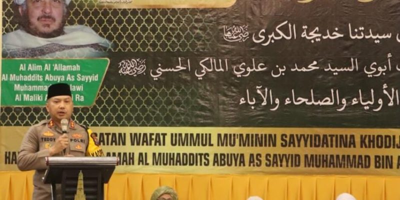 Hadiri Haul Abuya Assayyid Muhammad Bin Alawi Al-Maaliki, Kapolres Pasuruan Ajak Ulama Tetap Jaga NKRI