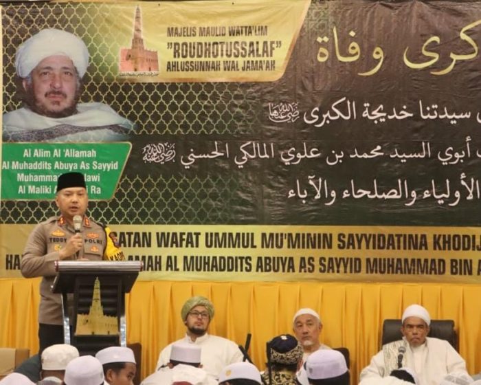 Hadiri Haul Abuya Assayyid Muhammad Bin Alawi Al-Maaliki, Kapolres Pasuruan Ajak Ulama Tetap Jaga NKRI