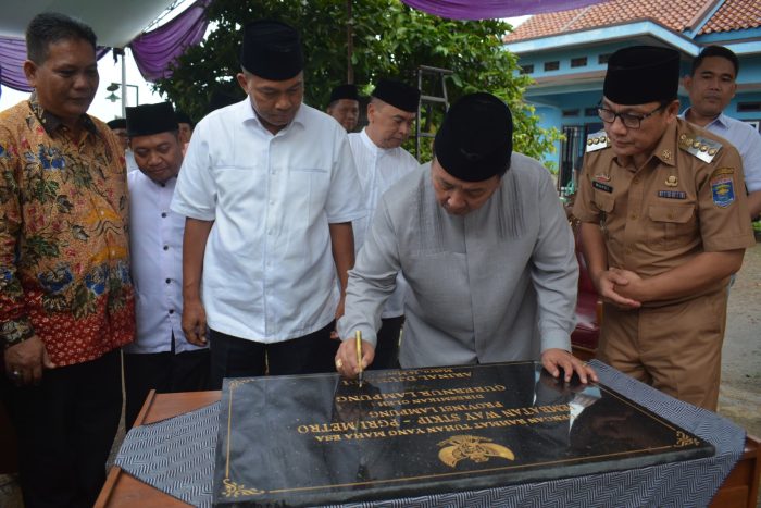 Forkopimda Provinsi Lampung, Danrem 043/Gatam Dampingi Gubernur Safari Ramadhan Di Kota Metro