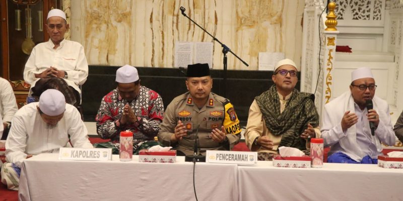 Jalin Sinergitas, Kapolres Pasuruan Peringati Nuzulul Quran dan Buka Puasa Bersama Ulama