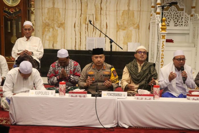 Jalin Sinergitas, Kapolres Pasuruan Peringati Nuzulul Quran dan Buka Puasa Bersama Ulama