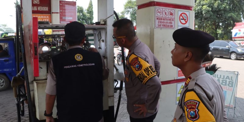 Jelang Mudik Lebaran Polres Pasuruan Kota Gandeng UPTD Metrologi Sidak SPBU Antisipasi Kecurangan