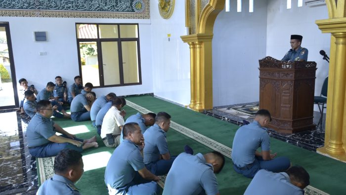 Lantamal IV Laksanakan Siraman Rohani Guna Tingkatkan Iman dan Taqwa Prajurit