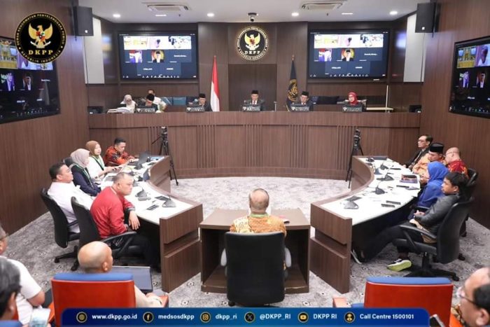 DKPP Periksa Semua Komisioner KPU, Rekapitulasi Nasional Ditunda, Ada Apalagi ?