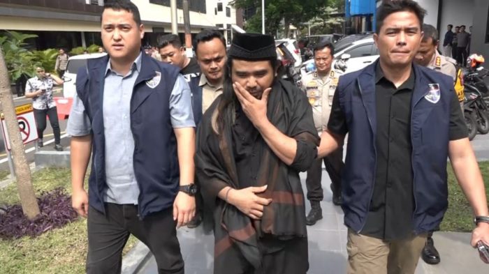 Gegara Konten Sesat “Tukar Pasangan” Samsudin Dijebloskan ke Penjara Polda Jatim