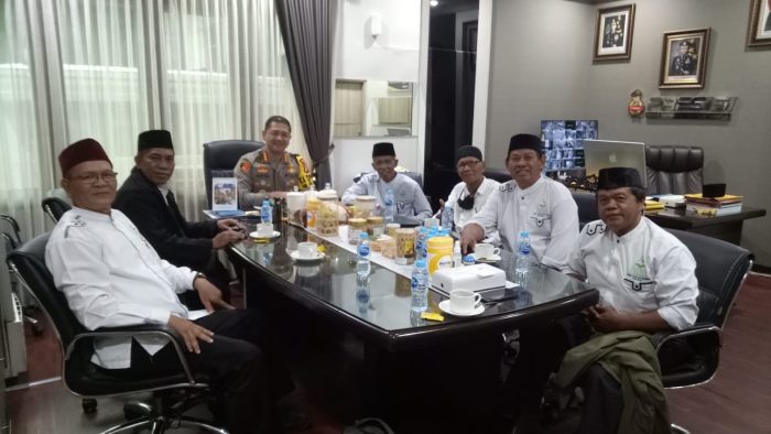 Let’s Dan Jajaran Pengurus MT Bawan Kota Depok Audenci Kapolres Depok Arya Perdana SH. MSi.