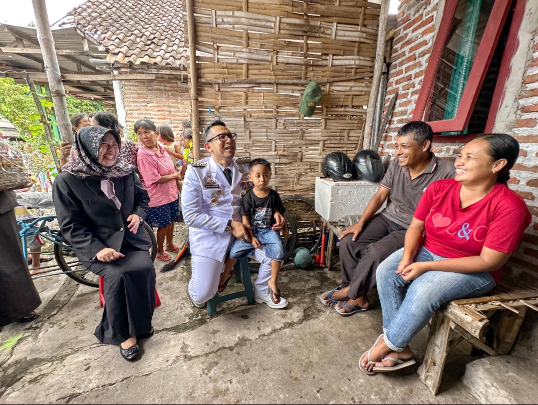 Sinergi Turunkan Stunting, Mas Pj dan Segenap Jajaran Kompak Salurkan Bantuan di Hari Otoda