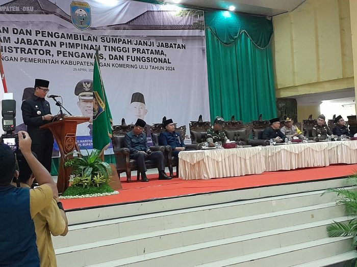 PJ Bupati OKU Teddy Meilwansayah Melantik 559 Pejabat Di Lingkungan Pemerintah Kabupaten OKU