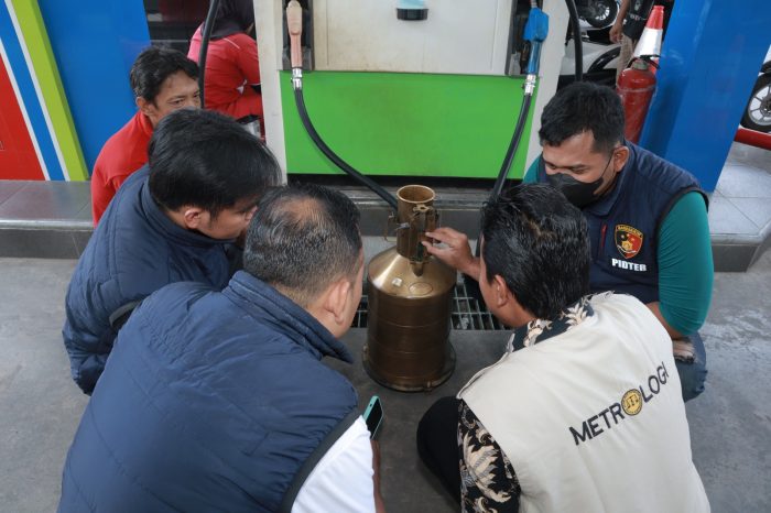 Cegah Kecurangan Penjualan BBM, Polres Lamongan Sidak SPBU Jelang Mudik Lebaran
