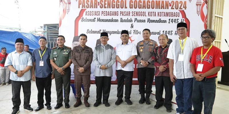 Walikota Kotamobagu Asripan Nani Secara Resmi Membuka Pelaksanaan Pasar Senggol