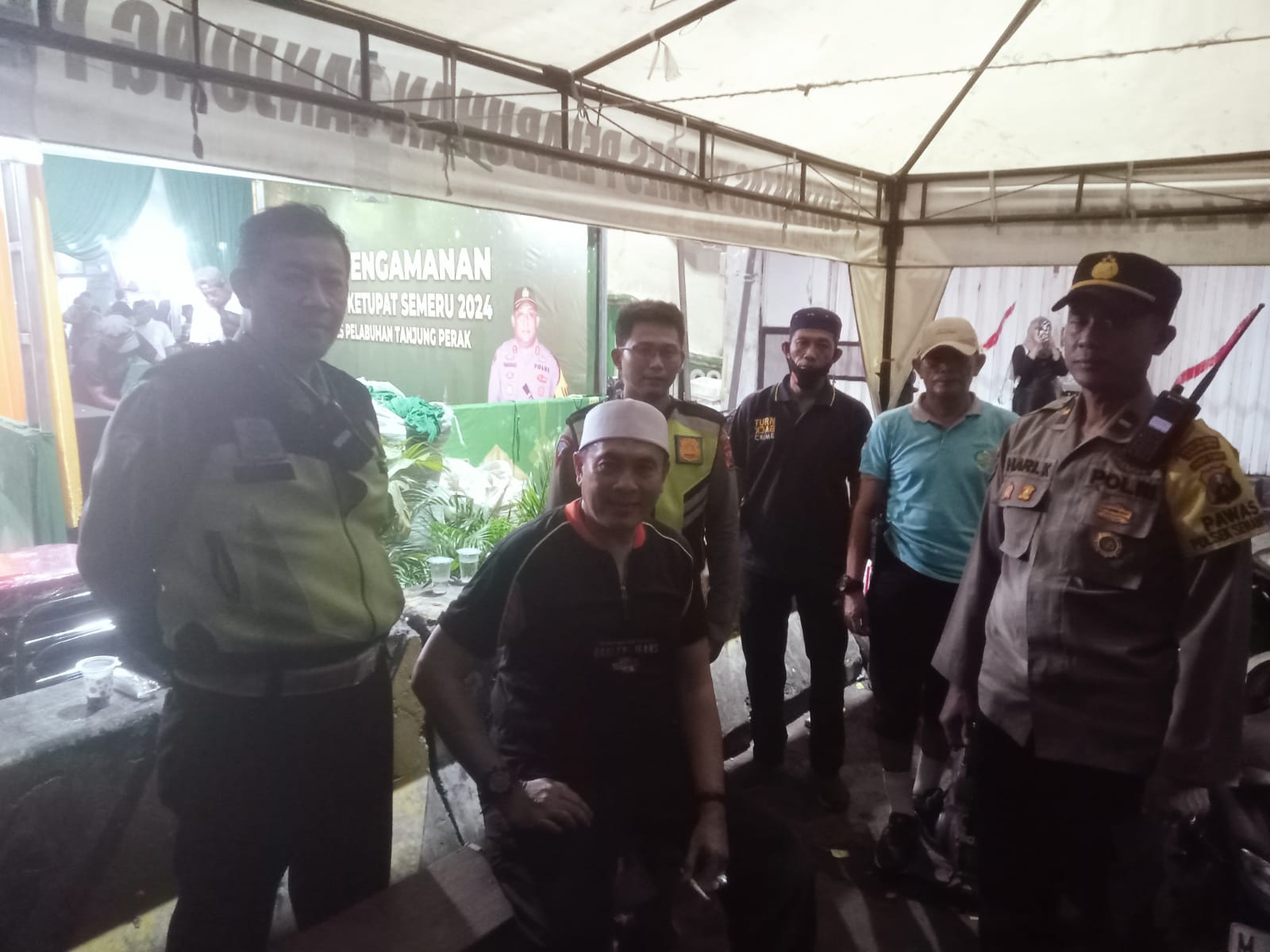 Polsek Semampir Polres Pelabuhan Tanjung Perak Mendirikan Pos Pengamanan Operasi Ketupat Semeru 2024