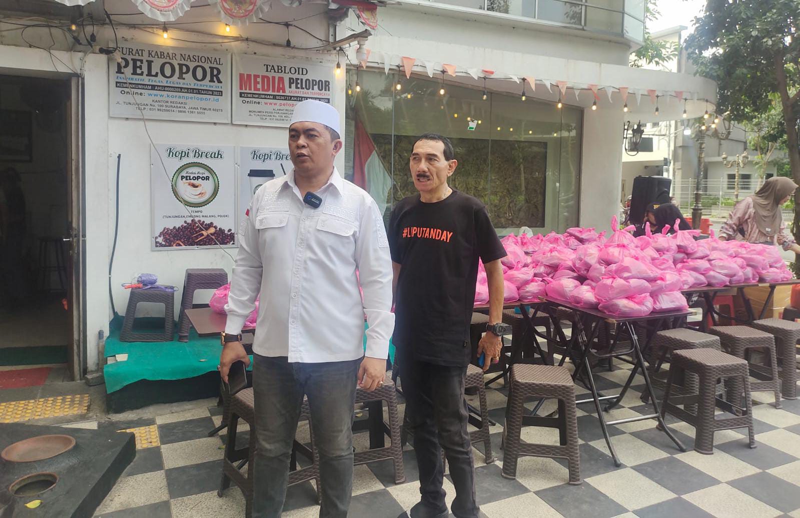Media Pelopor dan Tabloid Eksklusif Berbagi Takjil Serta Berbuka Bersama