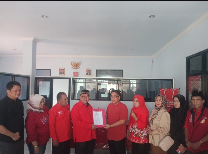 Pendaftaran Presiden RBH Calon Bupati Purwakarta Periode 2024-2029 Melalui Partai PDI Perjuangan Kabupaten Purwakarta