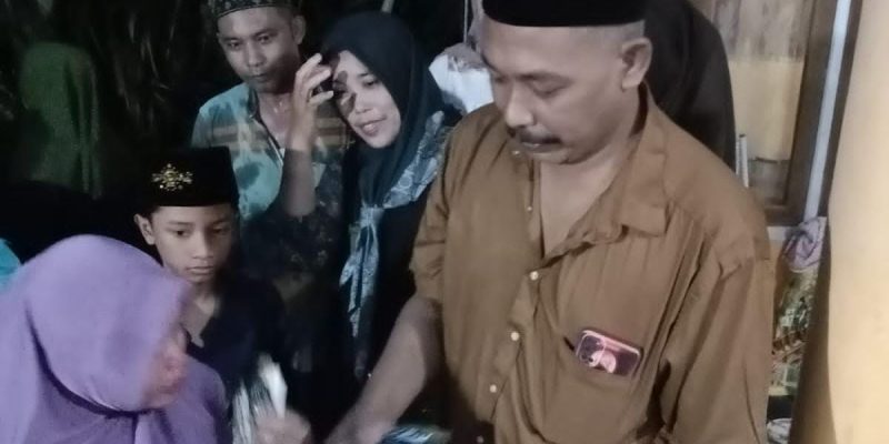 Fathur Rahman Mengadakan Bukber, dan Menyantuni Anak Yatim, dan Para Janda Lansia