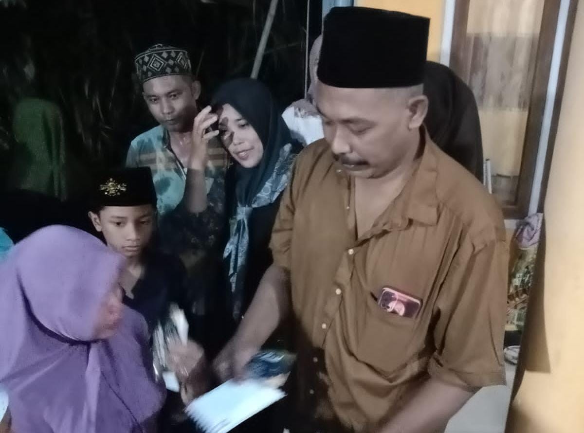 Fathur Rahman Mengadakan Bukber, dan Menyantuni Anak Yatim, dan Para Janda Lansia