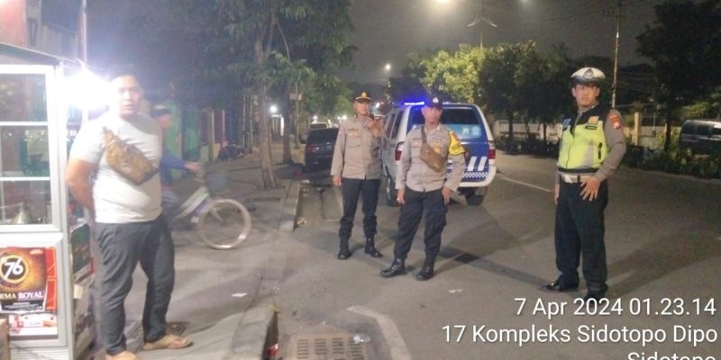 Polsek Semampir Bersama Satpol PP Terus Lakukan Patroli Gabungan Harkamtibmas Di Wilayah Semampir