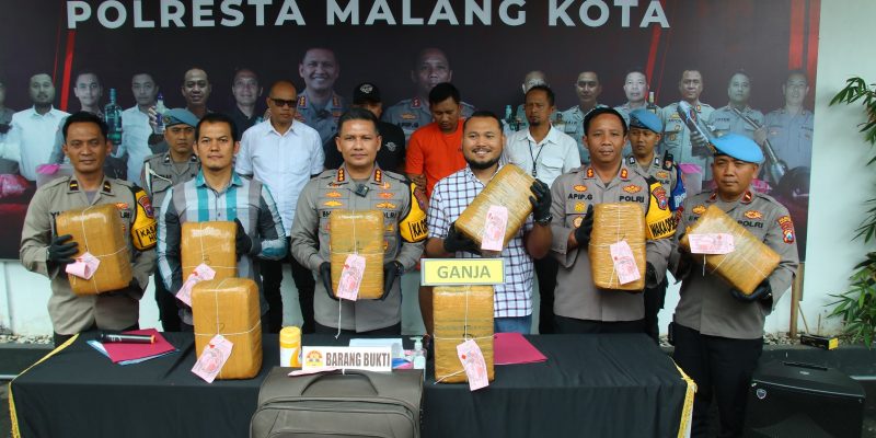 Polresta Malang Kota Berhasil Amankan Kurir Bawa 42 Kg Ganja Nyamar Pemudik
