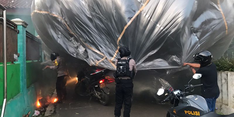 Sejumlah Balon Udara Ukuran Besar Diamankan Polres Pekalongan Saat Syawalan