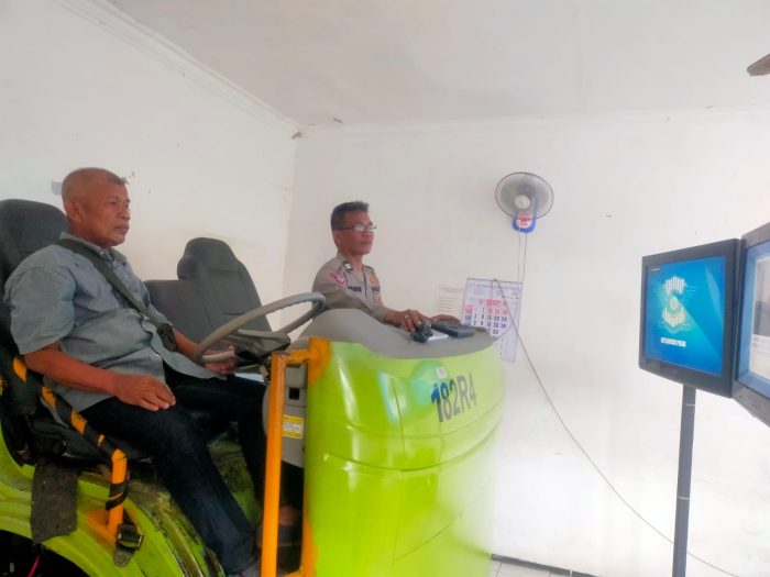 Satpas Colombo Berikan pelayanan Prima dan Rasa Aman Nyaman Serta Humanis Dalam Laksanakan Ujian Praktek di Simulator