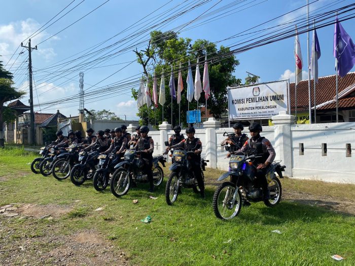 Jelang Putusan MK, Patroli Harkamtibmas Digelar Polres Pekalongan Guna Mewujudkan Situasi yang Kondusif