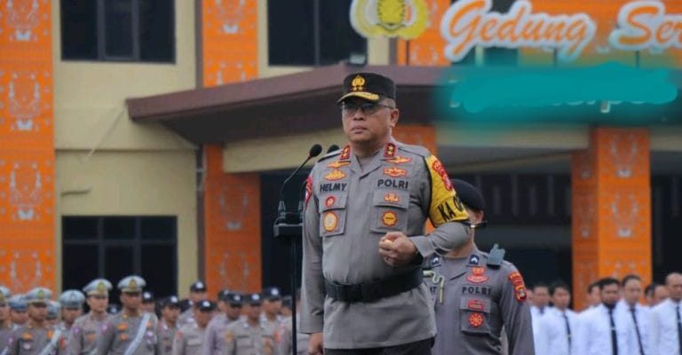 Pimpin Apel Pagi, Kapolda : Selamat Hari Kartini Kepada Para Polwan Polda Lampung dan Jajaran