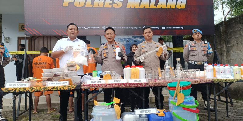 Polres Malang Berhasil Bongkar Pabrik Narkoba Rumahan Diduga Dikendalikan Napi dari Lapas