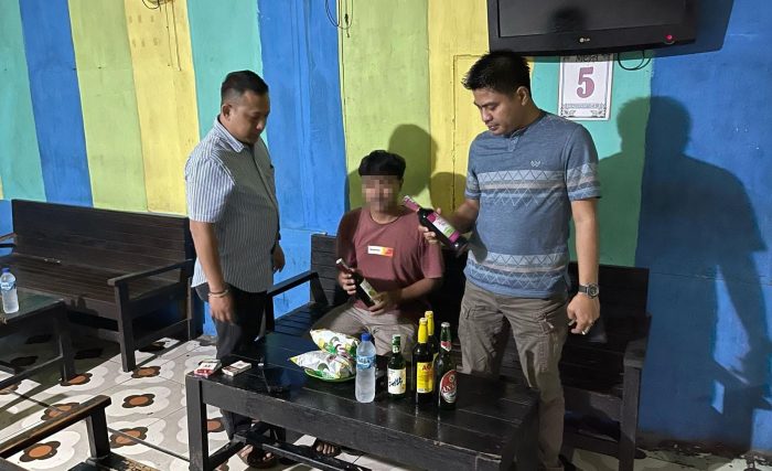 Polsek Sragi Amankan Puluhan Miras dari Kegiatan Cipta Kondisi