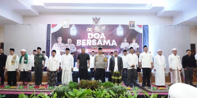 Wujudkan Keamanan dan Kedamaian Negeri, Polres Batang Gelar Doa Bersama Lintas Agama