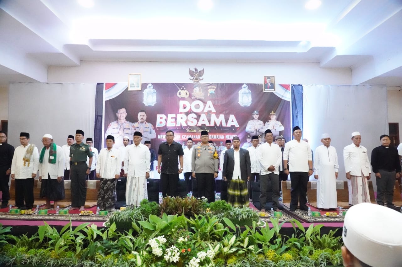 Wujudkan Keamanan dan Kedamaian Negeri, Polres Batang Gelar Doa Bersama Lintas Agama