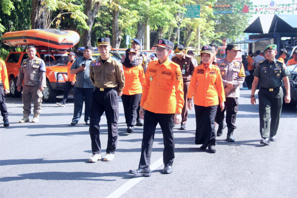 Pimpin Apel Hari Kesiapsiagaan, Pj Bupati Bojonegoro Tekankan Tindakan Cepat, Aman, dan Akurat dalam Penanggulangan Bencana