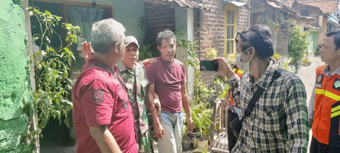 Peduli Dengan Masyarakat Polres Nganjuk Evakuasi Antar ODGJ Berobat ke Menur