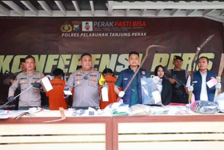 Satreskrim Polres Pelabuhan Tanjung Perak Menciduk Para gangster Yang Bacok Lawannya Hingga Tewas