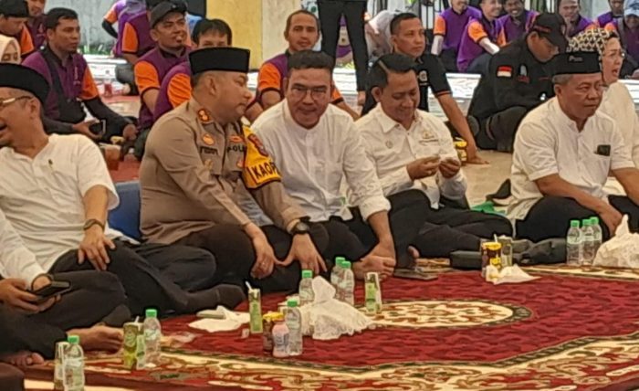May Day, Kapolres Pasuruan Dampingi Kegiatan Sholawatan Dan Do’a Bersama Dalam Rangka Hari Buruh