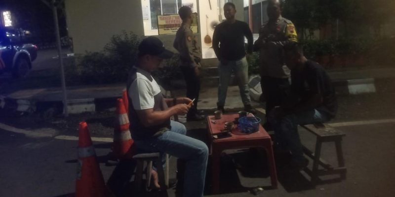 Gelar Patroli saat Jam Rawan, Polsek Wiradesa Pastikan Keamanan di Wilayahnya