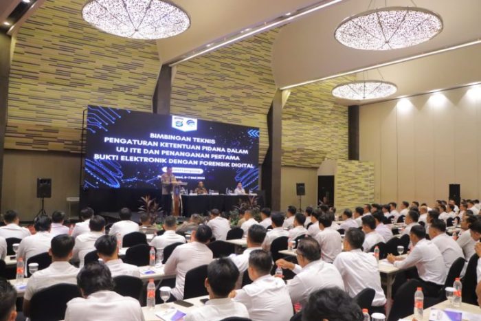 Kapolda Lampung Buka Pelatihan Bimbingan Teknis UU ITE Mengenai Kejahatan Digital