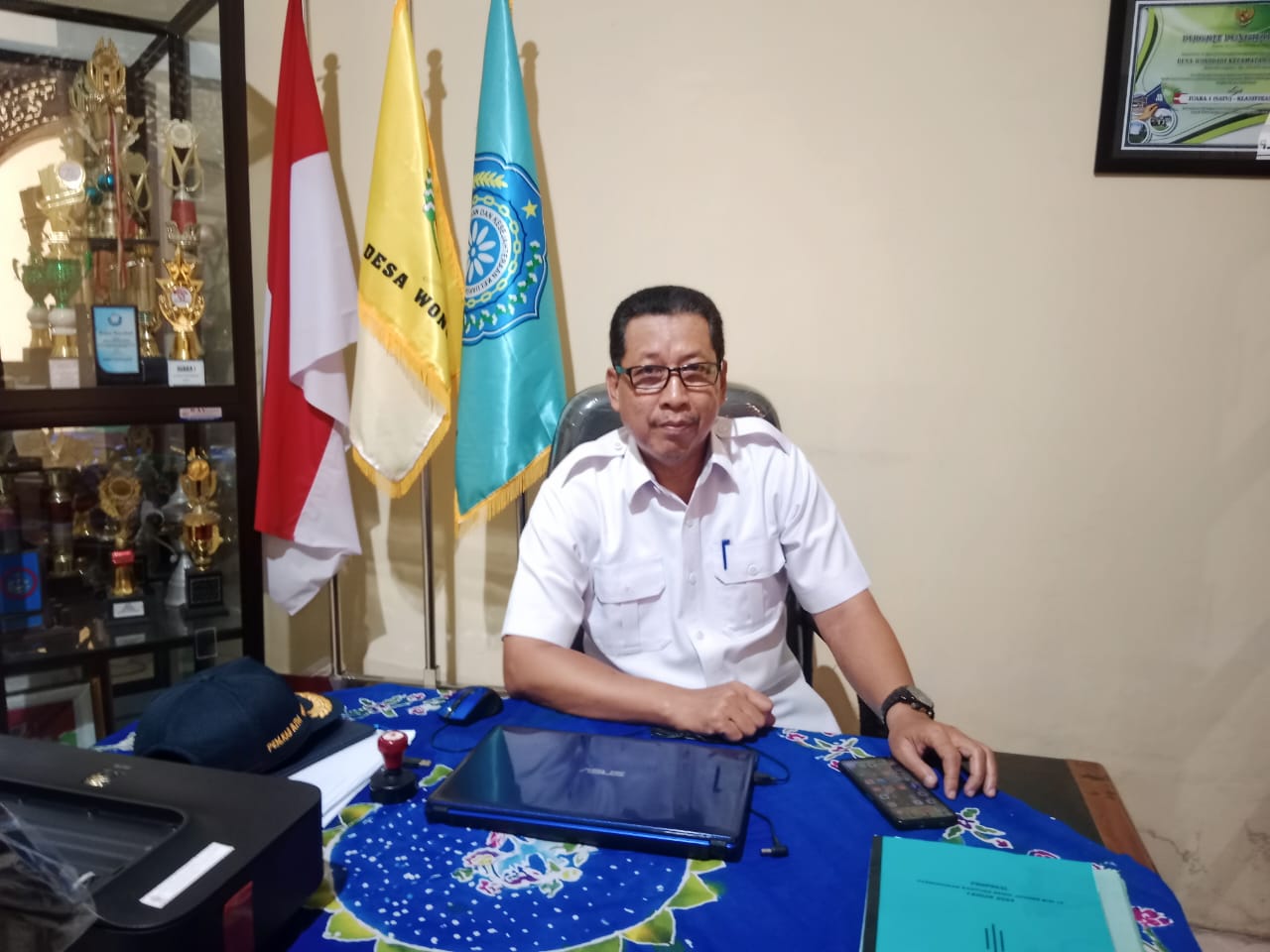 Warga Dusun Bakalan Sambut Baik Pembangunan Jalan Paving Anggaran Dana Desa (DD)