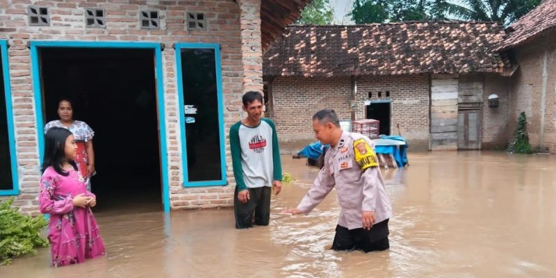 Puluhan Rumah Di Pringsewu Terendam Banjir Kiriman Dari Tanggamus