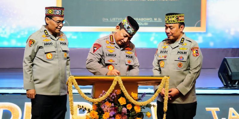 Kapolri Resmikan Komite Olahraga Polri, Wadah Para Polisi Atlet