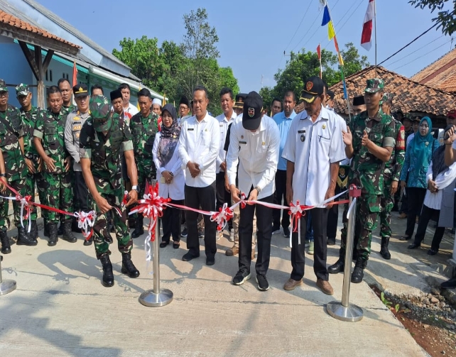 Pemkab Purwakarta Kolaborasi Program Dengan TNI 0619 (TTMD) Karya Bakti Maupun (BSMSS) Tahun 2024