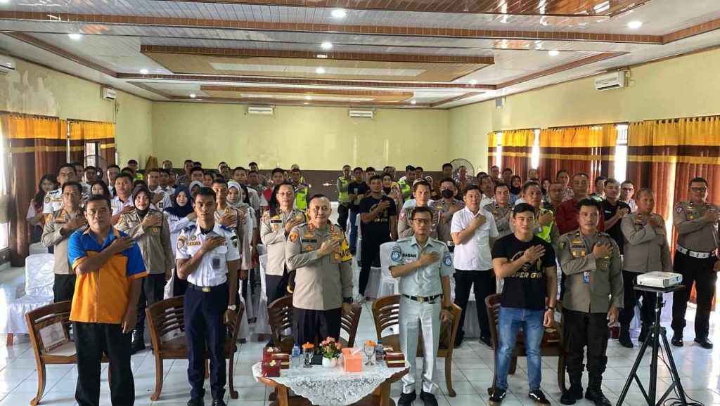 Menyambut Hari Ulang Tahun Bhayangkara ke-78 Polres Lubuklinggau Mengadakan Kegiatan (BHD) Mengenai Penyuluhan Gejala TBC