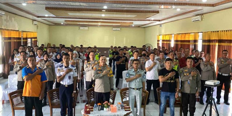 Menyambut Hari Ulang Tahun Bhayangkara ke-78 Polres Lubuklinggau Mengadakan Kegiatan (BHD) Mengenai Penyuluhan Gejala TBC