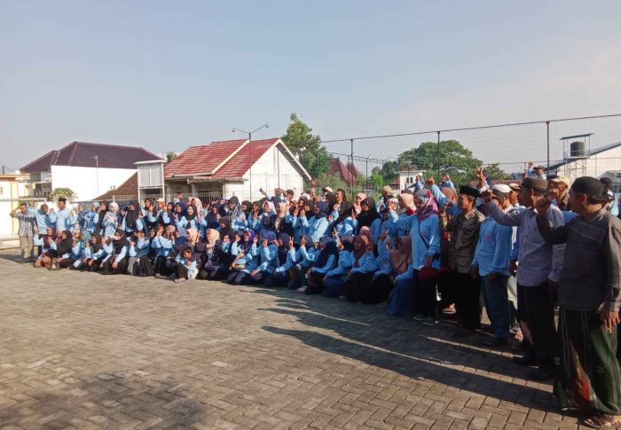 Gelar Reuni Akbar, Kader Penggerak YES 313 Komitmen Pak YES 2 Periode, Sebagai Bupati Lamongan