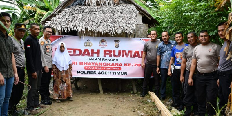Menyambut Hari Bhayangkara ke 78, Polres Aceh Timur Bedah Rumah Warga Idi Rayeuk