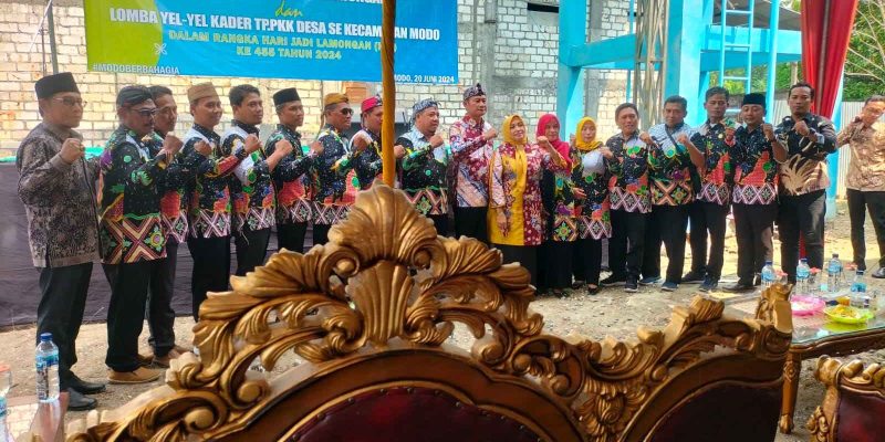Dalam Rangka HJL Ke 455, Bupati Lamongan Hadiri Bhakti Sosial Pengobatan Massal dan Lomba Yel-Yel Kader TP.PKK Desa Se Kecamatan Modo