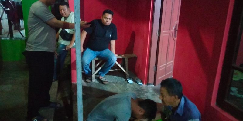 Datangi TKP Orang Ngamuk, Unit Reskrim Polsek Kedungwuni Damaikan Anak Dengan Orang Tuanya