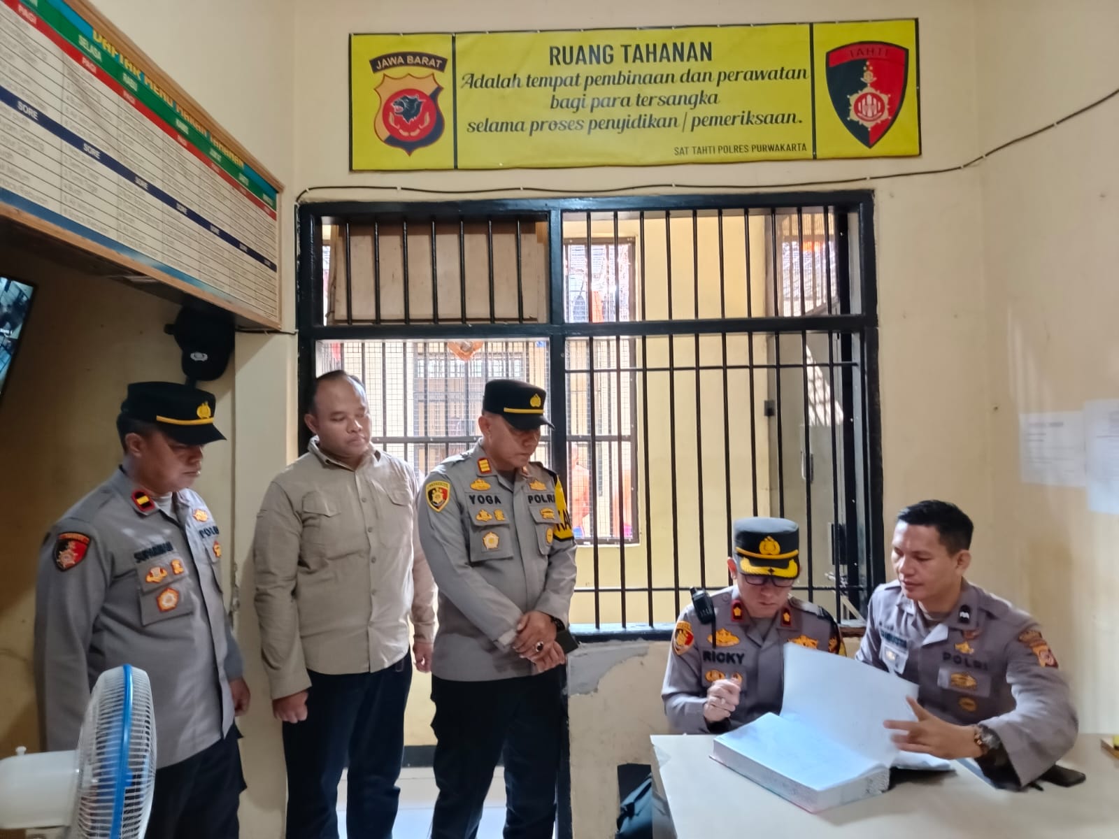 Wakapolres Kompol Ricky Ardipratama Rutin Lakukan Pengecekan Rutan Polres Purwakarta