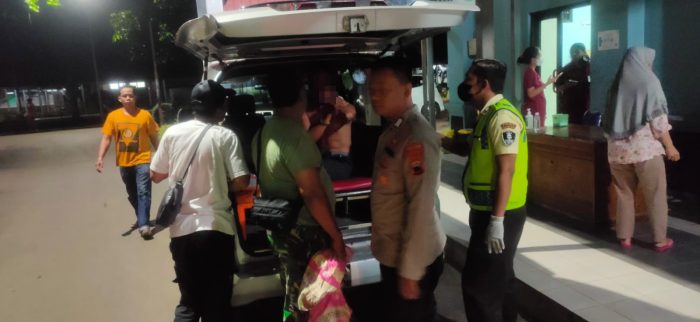 Bhabinkamtibmas Polsek Karangdadap Antar Pasien ODGJ Ke RSJ