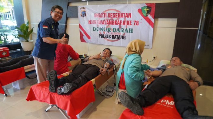 Hari Bhayangkara ke-78, Polres Batang Sumbang Ratusan Kantong Darah