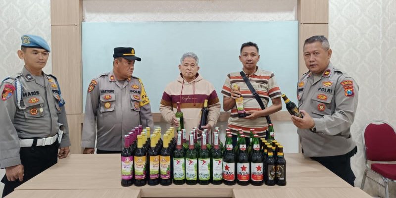 Giat Operasi Miras Rutin, Polsek Prigen Berhasil Amankan Puluhan Miras Ilegal