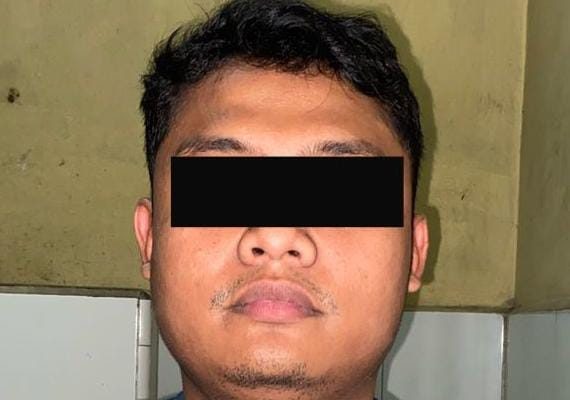 Unit Reskrim Polsek Semampir Polres Pelabuhan Tanjung Perak Amankan Driver Online Yang Sedang Main Judi Slot